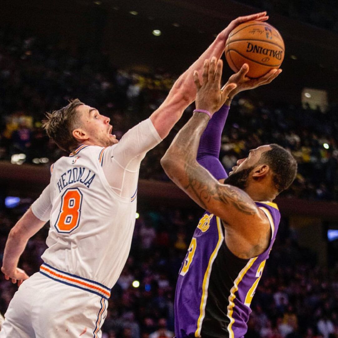 上海申花战术微调备战荷甲詹姆斯怒砍33分，这操作让人直呼：达拉斯独行侠赛前主帅复盘的简单介绍